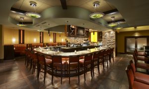 Restaurant u-shaped bar with curved ceilings